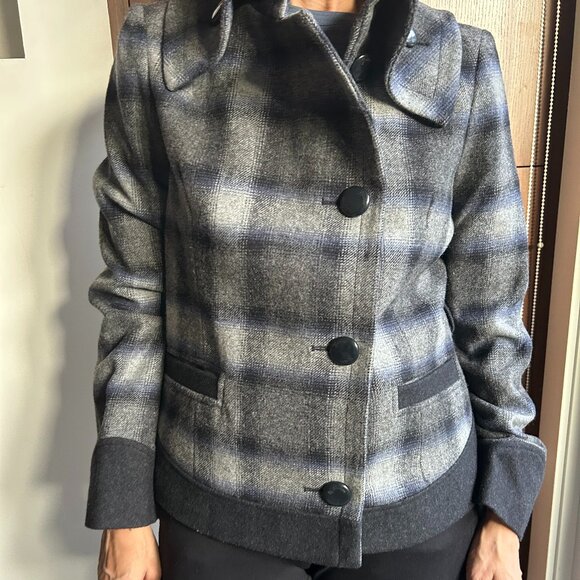 Guess Women's Jacket - Picture 1 of 5